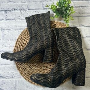 Chic by Lady Coutureny “Starlight” Black and Gold Women's Boots.Size42(10) NWOB.